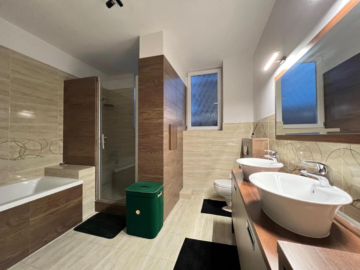 Apartment House Nova Dubnica Ngoại thất bức ảnh